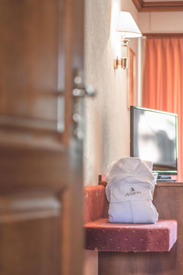 Antares Hotel Zermatt Bagian luar foto
