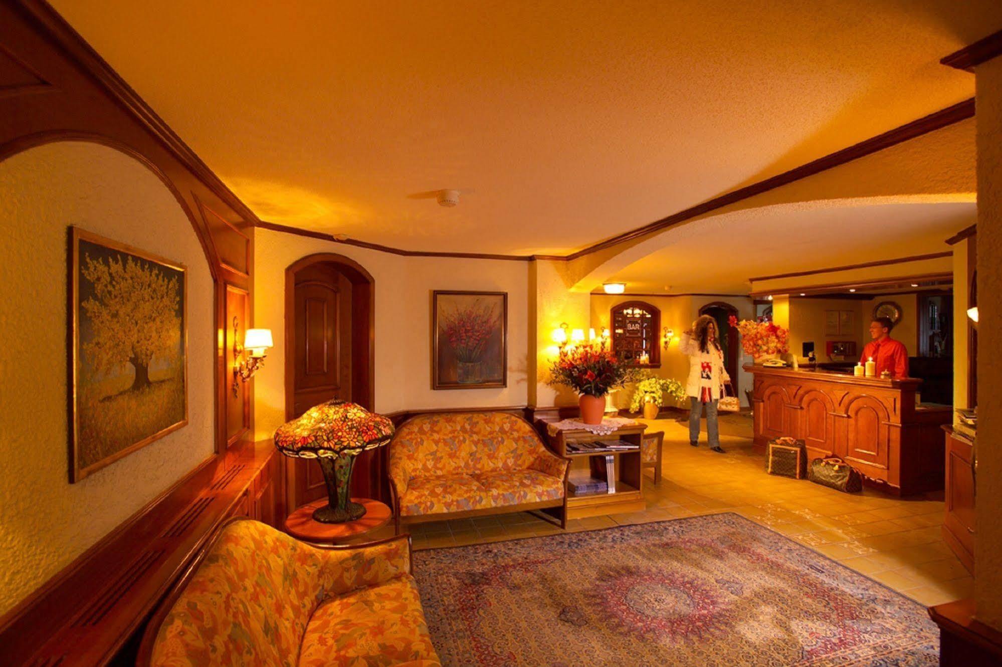 Antares Hotel Zermatt Bagian luar foto